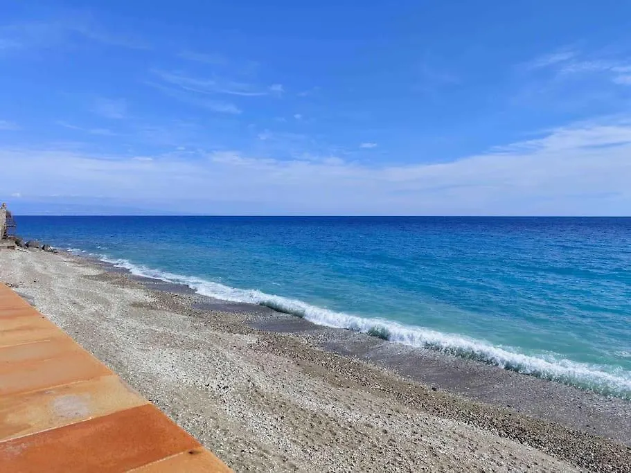 Blue Holiday Da Marco Apartment Letojanni Italy